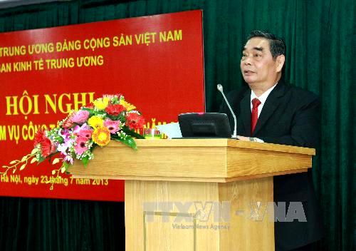 Vietnam: Comisión Económica del Partido proyecta tareas para el resto del año
